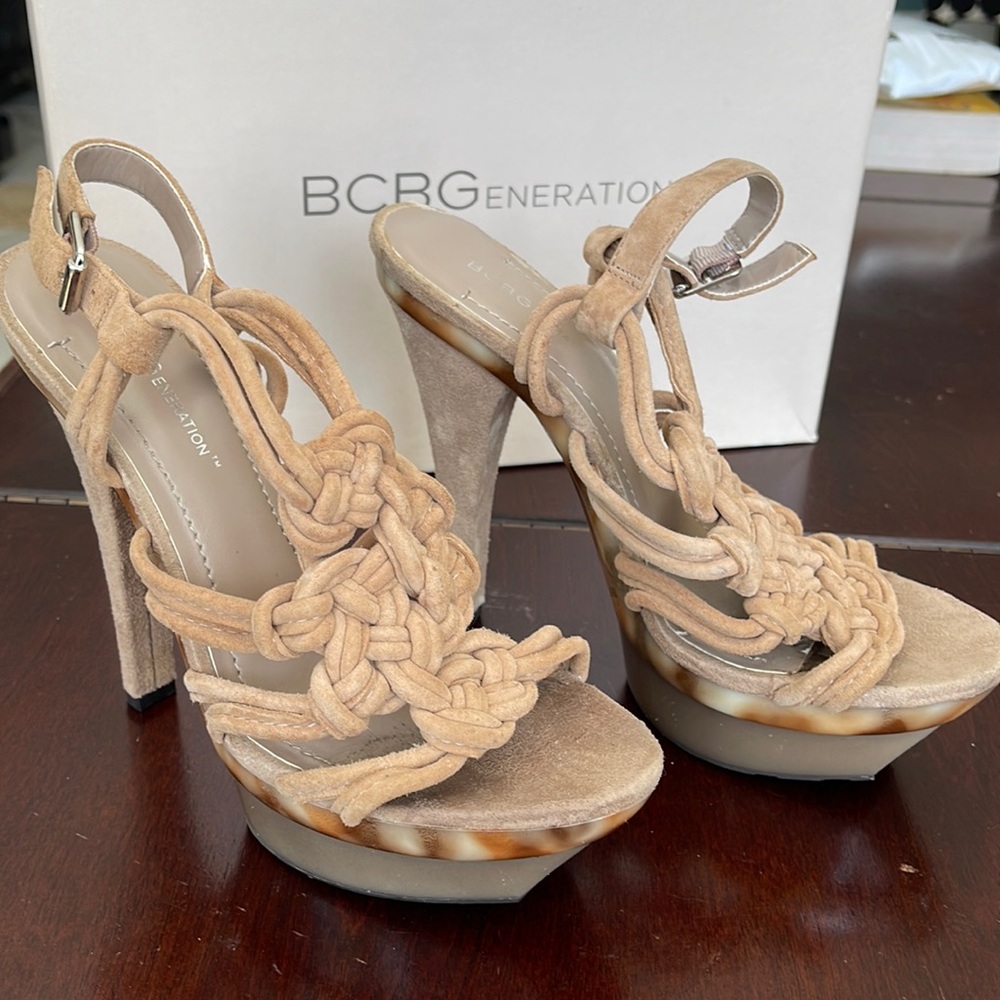 BCBGeneration - BG- Blink - Powder Blush Suede - Pre-owned